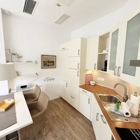 Gruene Duene Whg 23 Meeresrauschen Mit Kamin, 3 Balkonen * Baabe